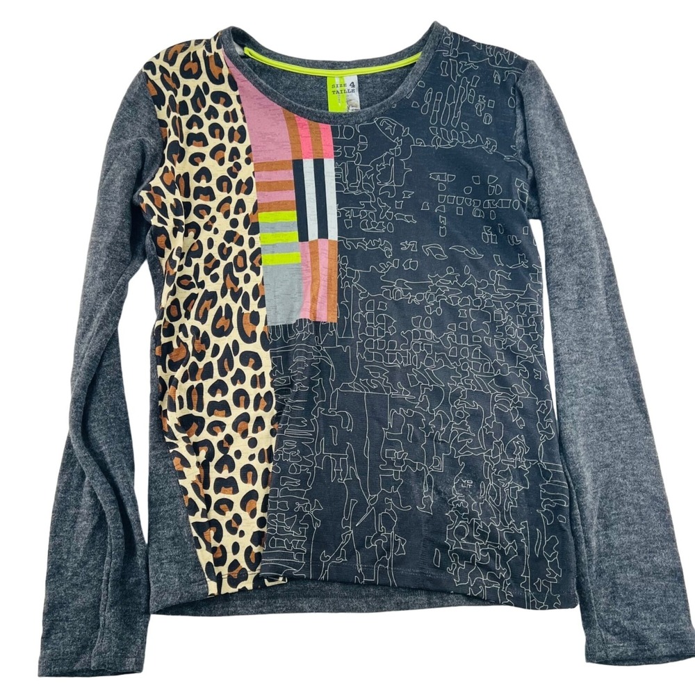 Volt Design Women's Long‎ Sleeve Top size 4 Large Made in Canda Multicolor